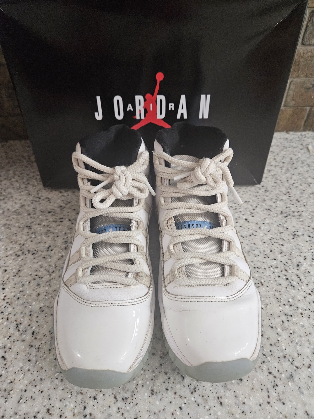Jordan Kids 6Y Blue And White Jordan Retro 11 Sneakers